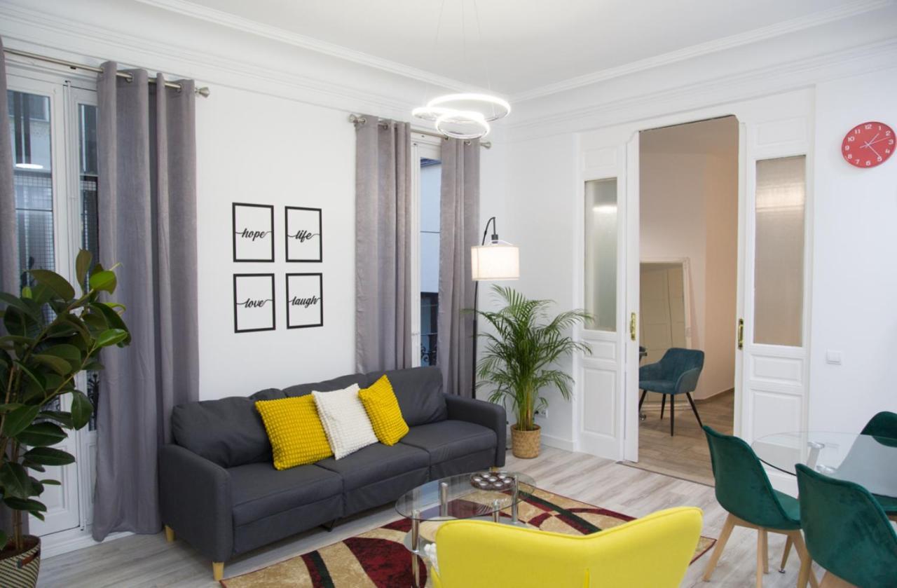 Appartement Lujosa En Cortes