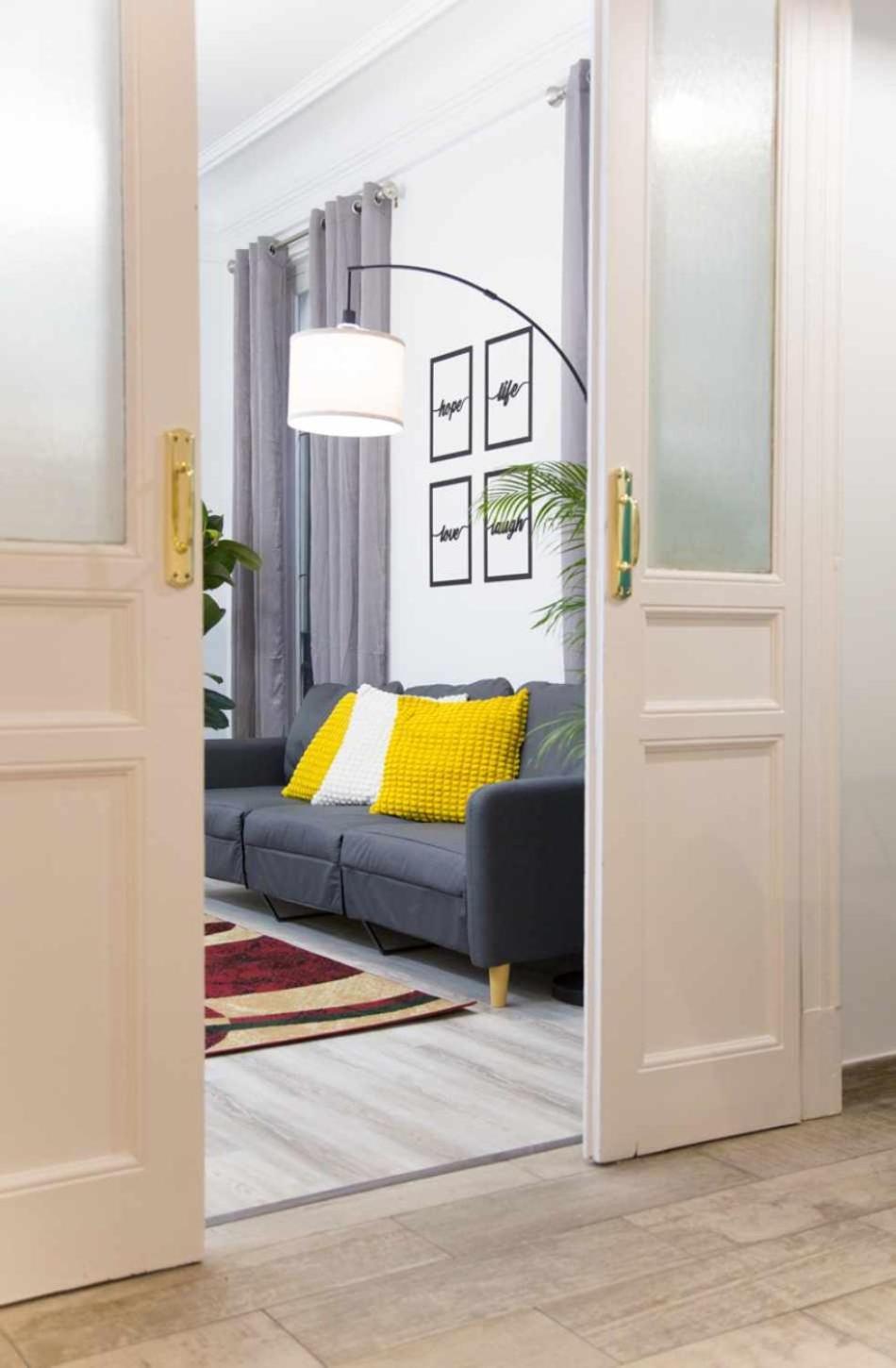 Apartment Lujosa En Cortes *